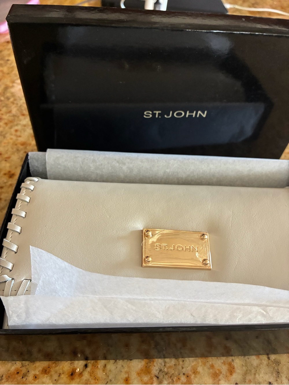 New St. John Knit Beige Wallet - Picture 10 of 10